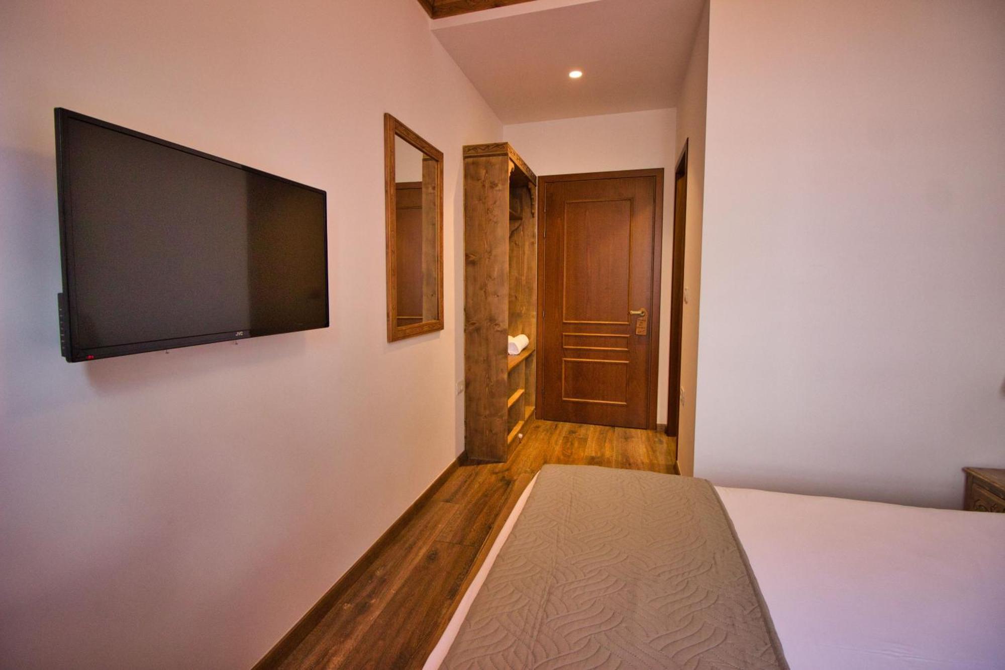 4 Rooms Gjirokastra Ngoại thất bức ảnh